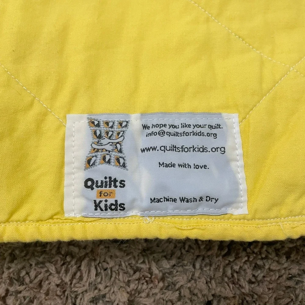 Quilts for Kids Handmade Toddler‎ Quilt Yellow Frog Dragonfly Print Throw